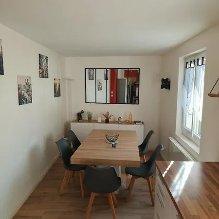 Small Townhouse Semesterbostad *